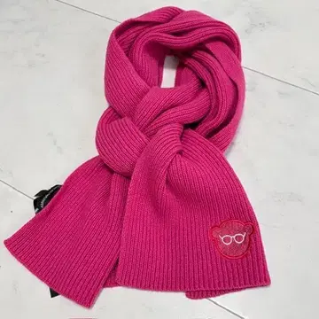 미사용 새상품 엠포리오 아르마니 니트 머플러 다크 핑크 성인 여성에게!