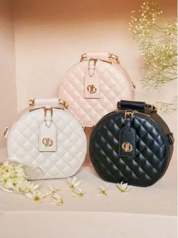 Darich 서클 퀼팅 백 아이보리