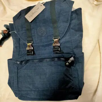 새상품 kipling 백팩 네이비 계열, 참 포함