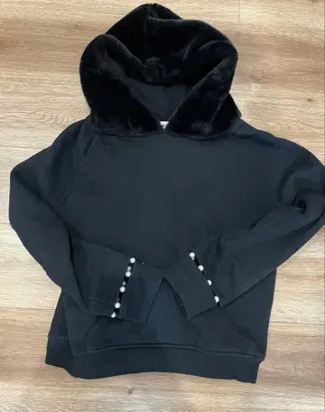 리랜드트루 후드 퍼 부착 블랙 후드티 펄