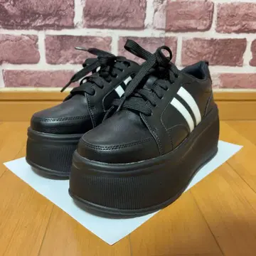 통굽 스니커즈 블랙