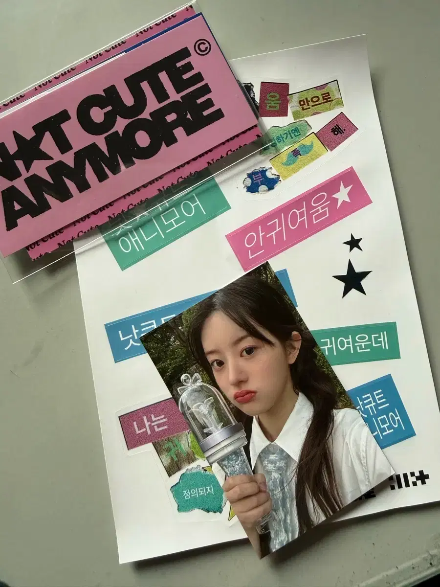 Glitterdey Ancon sticker, Glitzone Minzu wts