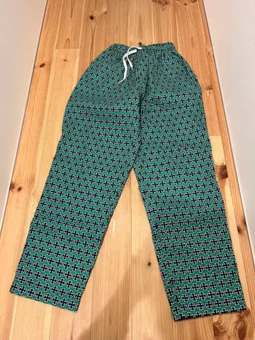 US 산겐자야 이지 팬츠 아이언 크로스