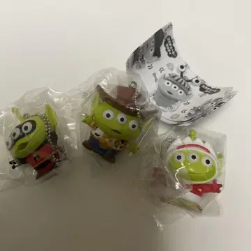 에이리언 코스튬 피규어 3체 세트