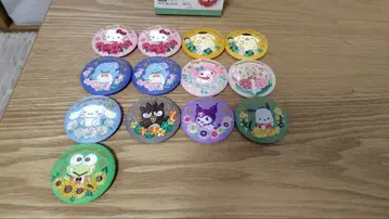 산리오 꽃말 자수 캔뱃지