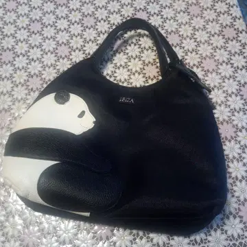 IBIZA 팬더 핸드백 참 없음