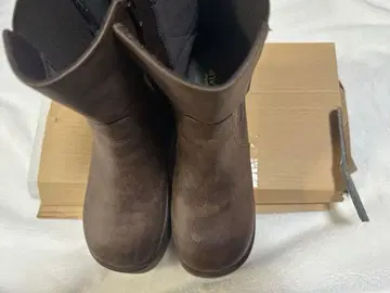 one after another NICECLAUP 숏부츠