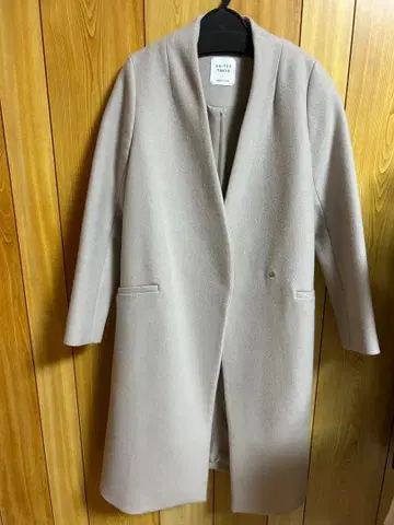 UNITED TOKYO 베이지 롱 코트