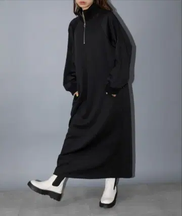 MAISON BREEZE reveur 하프 지퍼 트랙 자켓 원피스