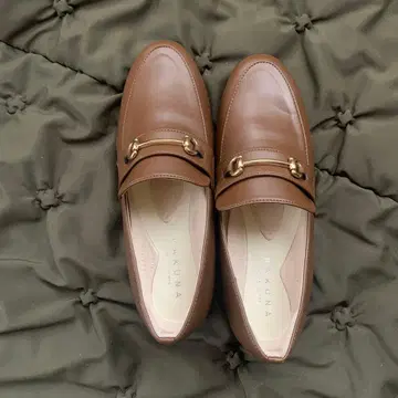 BAKUNA 브라운 로퍼