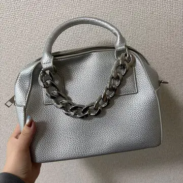 실버 체인 핸들 파티 백