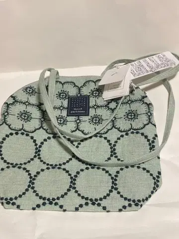 미나 페르호넨 tambourine 머핀백 아네모네 탬버린