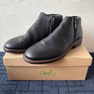 NAOT GENERAL / 소프트 블랙 사이즈 42 에코백 포함