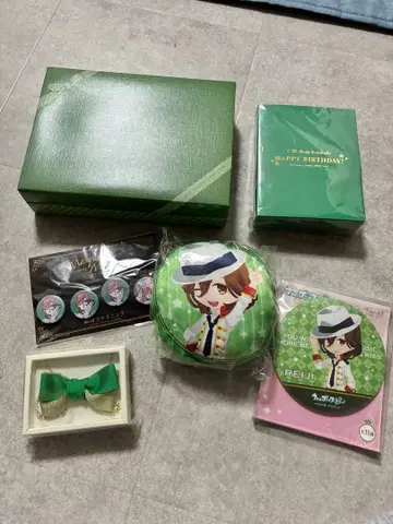 우타프리! 코토부키 레지 캐릭터 굿즈 세트