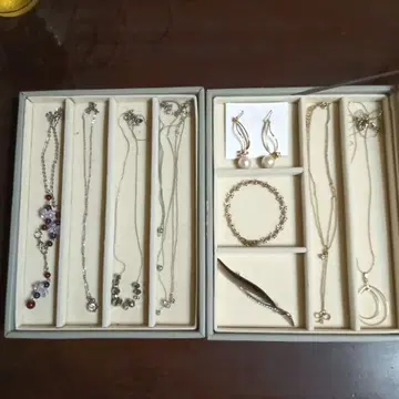 유품 생전 정리 액세서리 묶음 판매 목걸이, 브로치, 팔찌, 귀걸이