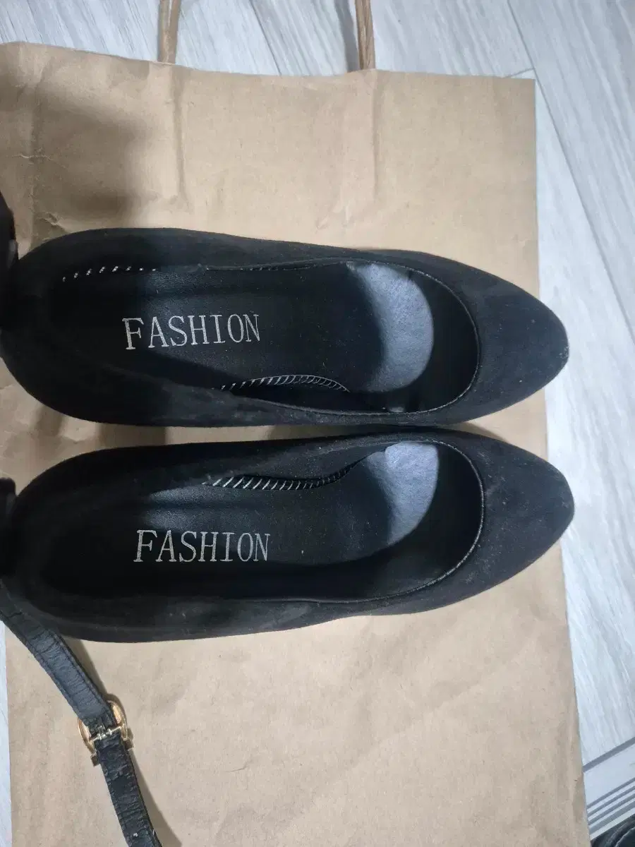 Black pumps heel fashion shoes