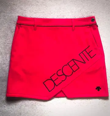 데상트 DESCENTE 골프 스커트 속기모 M 사이즈 빨간색