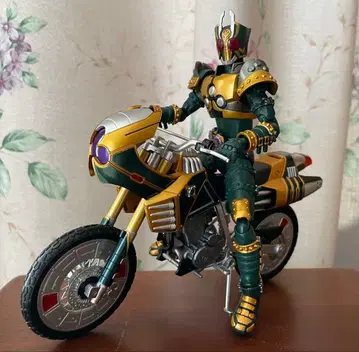 S.H.Figuarts 가면라이더 렌겔 그린 클로버 세트