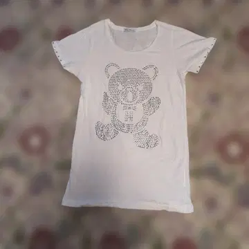 곰 디자인 스톤 장식 반팔 T셔츠