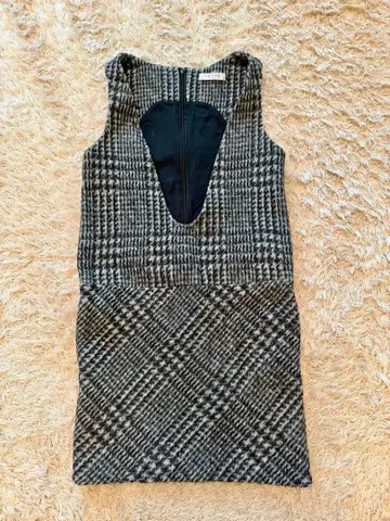 ADORE 하운드투스 체크 무늬 점퍼 원피스