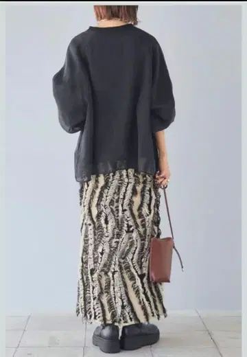 ESICA 프린지 디자인 니트 스커트 디자인 스커트