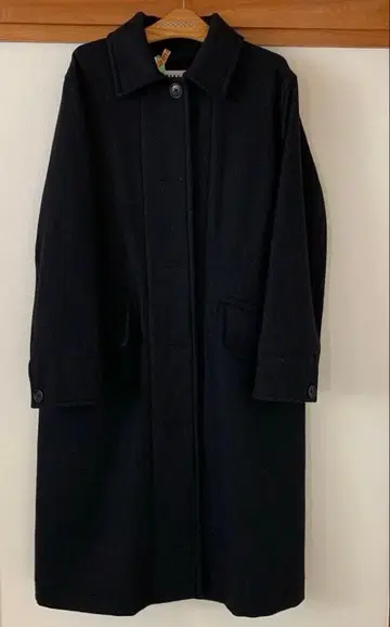 MHL, 블랙 롱 코트