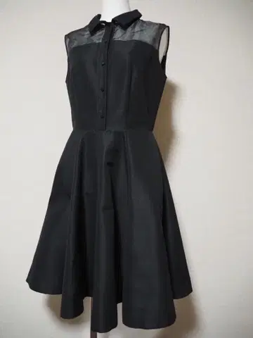 르쉘블루 경사용 원피스 38 시착만 한 상품 결혼식 크리스마스에도