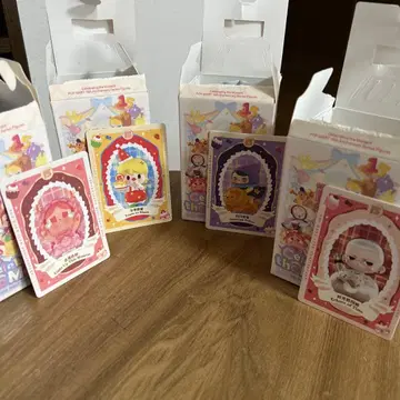 팝마트 15주년 피규어 4체 세트