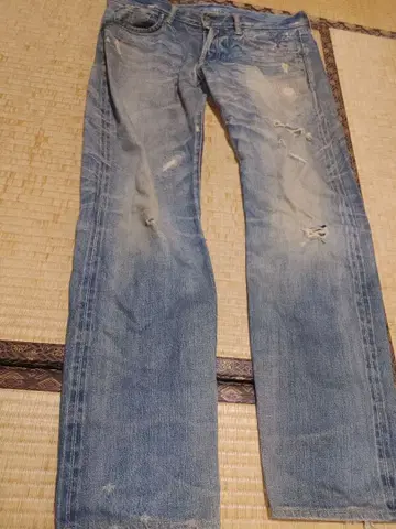 HYSTERIC GLAMOUR 스트레이트 데님 데미지 가공 스터드 부착