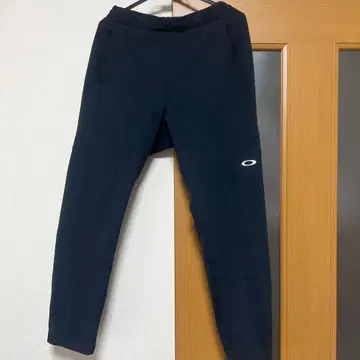 OAKLEY 퍼포먼스 핏 블랙 팬츠 L