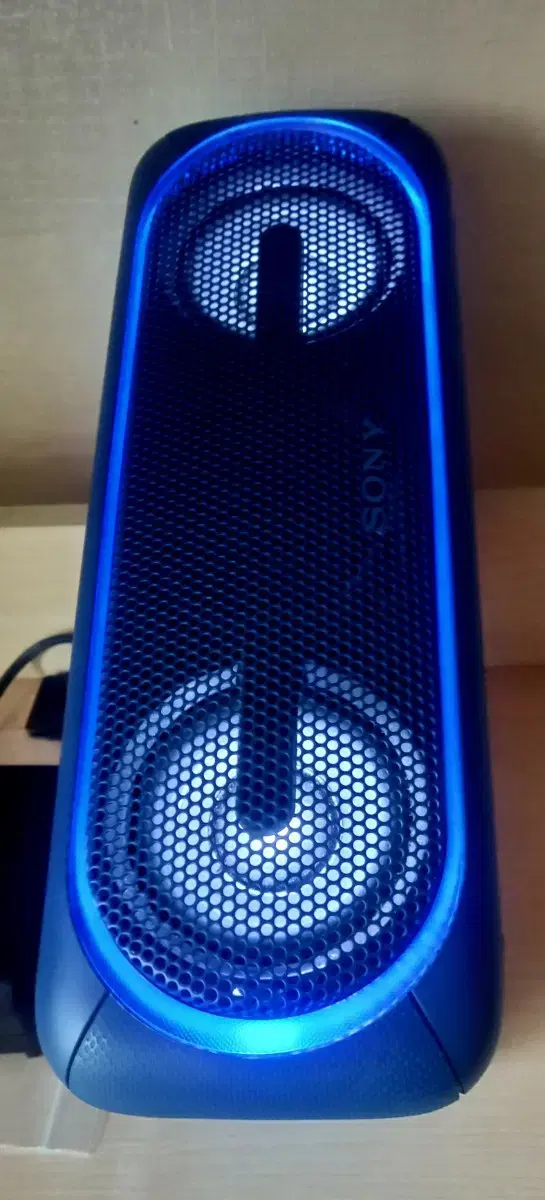 Sony SRS-XB40 Bluetooth speaker