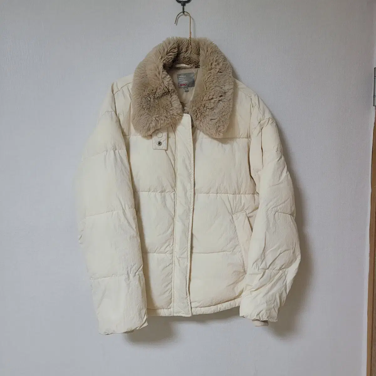 Women's padded jumper