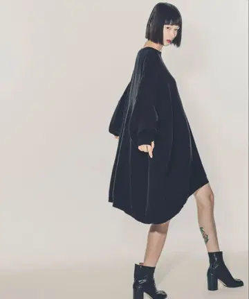 MYNE KNIT PONCHO DRESS 블랙 니트 원피스