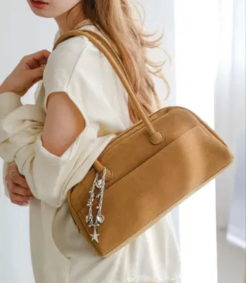 인기 완판 kastane 카스타네 스웨이드 보스턴 백 베이지