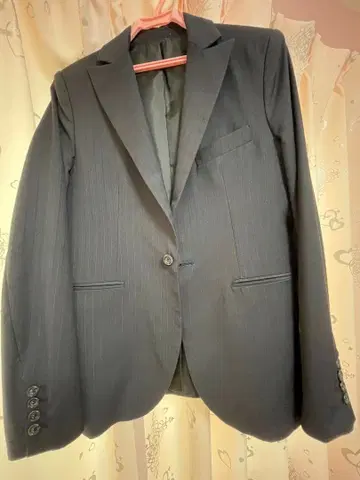 LAGATE 스트라이프 수트