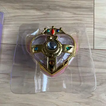 세일러문 하트 컴팩트