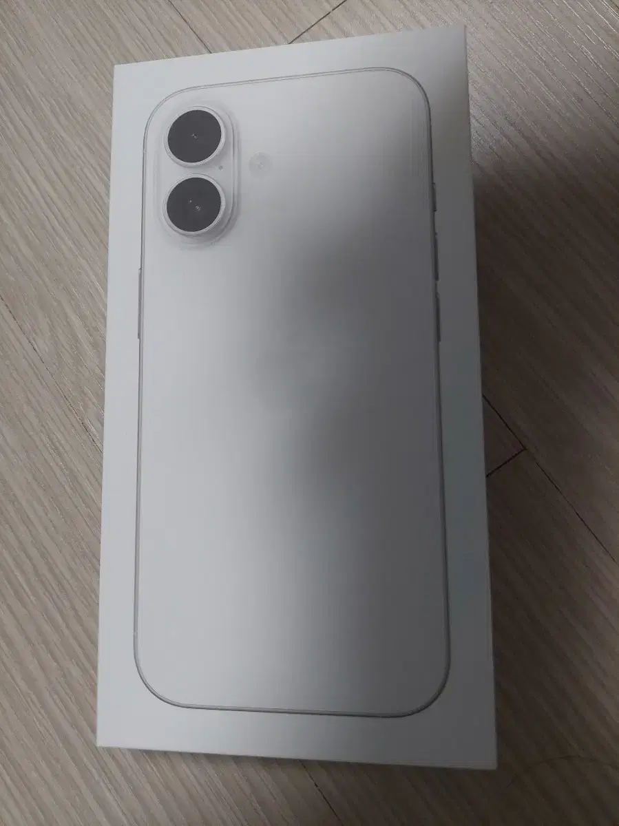 iPhone 17 256 White Black sealed unlocked