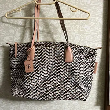 Roberto Cavalli 기하학 패턴 토트백 최종 세일