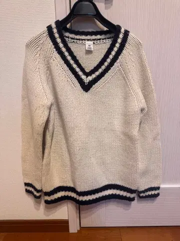 트레쥬르 V넥 니트 칠드런 니트