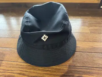 MARCELO BURLON 마르셀로 버론 브론 버킷햇