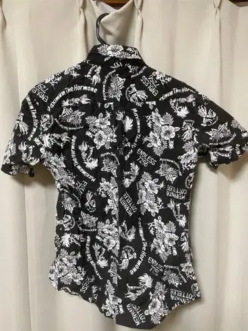 맥시멈 더 호르몬 7256 하와이안 셔츠 반팔 꽃무늬 블랙 M 사이즈