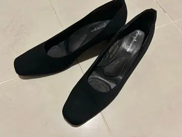 마레마레 블랙 플레인 펌프스 24.0 EEE