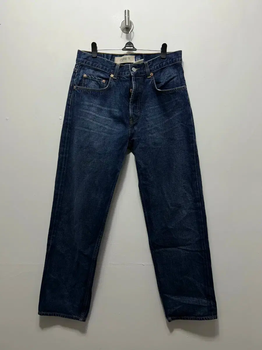 32 GAP Original Fit Denim Jeans