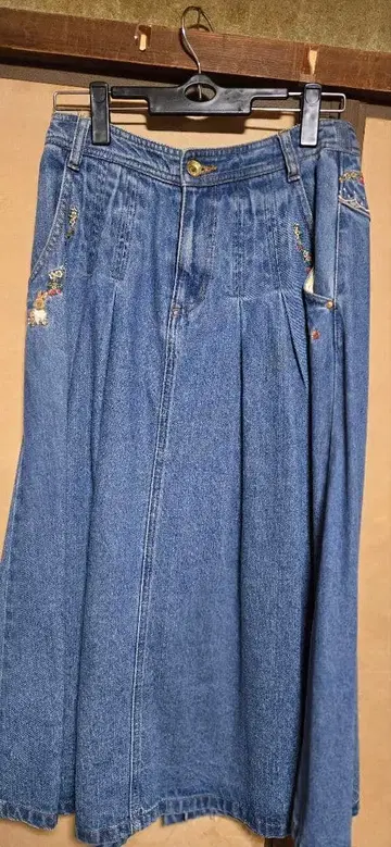 프랑슈리페 손수건 토끼 데님 스커트