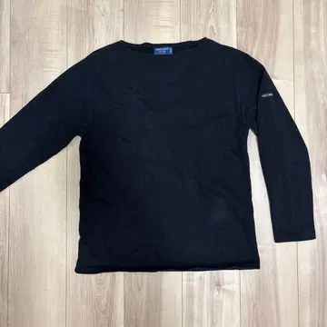 [가격 인하 중] SAINT JAMES 블랙 긴팔 T셔츠 SM