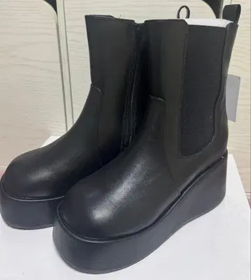 NICE CLAUP 마이너스 3킬로 보임 숏부츠