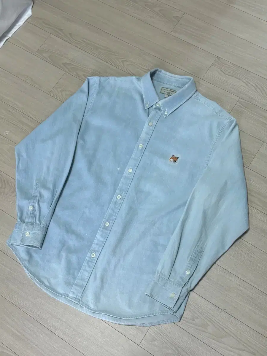 Maison Kitsune Fox Embroidery Shirt L