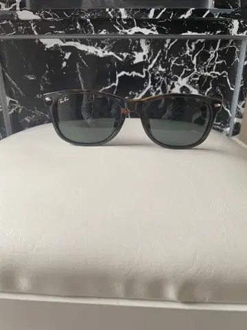 Ray-Ban RB2132F 902L 55 뉴웨이페어러 컨디션 최상