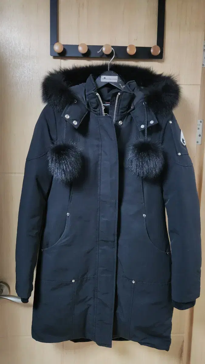 Moose Knuckles Stirling Black M Golden Size