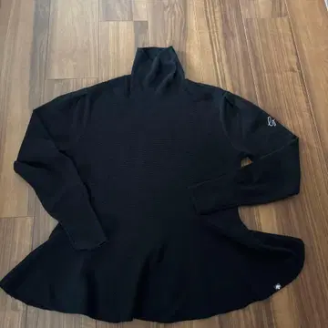 데상트 골프 스와로브스키 니트 L